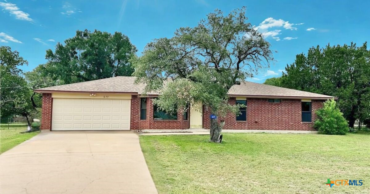 677 County Road 3081 Property Photo 1