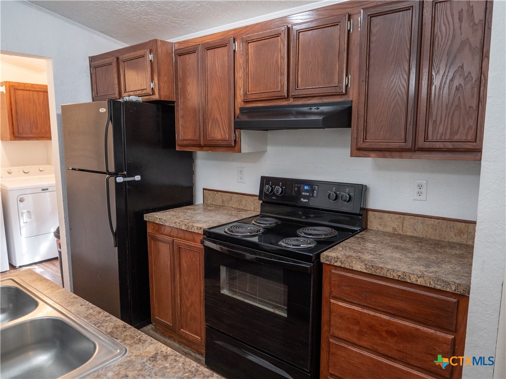 503 Oak Forest Road Property Photo 7