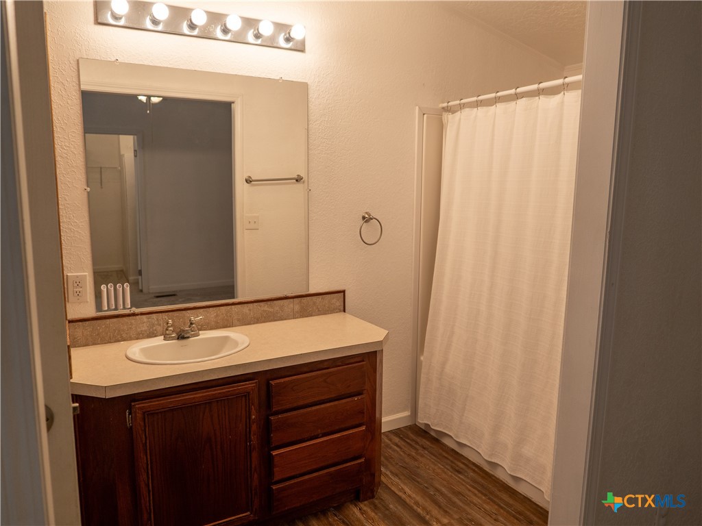 503 Oak Forest Road Property Photo 18