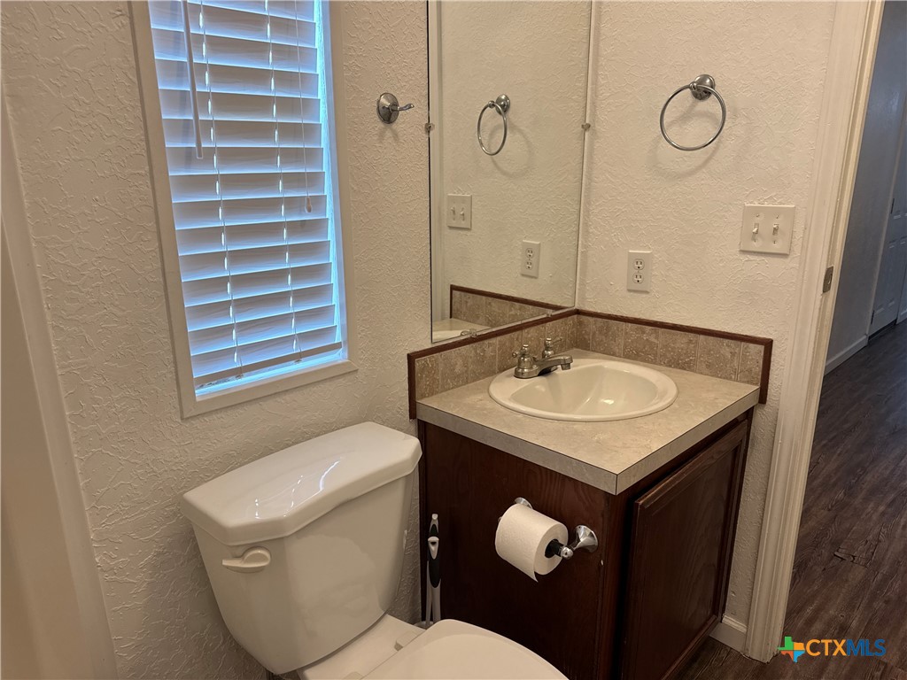 503 Oak Forest Road Property Photo 22
