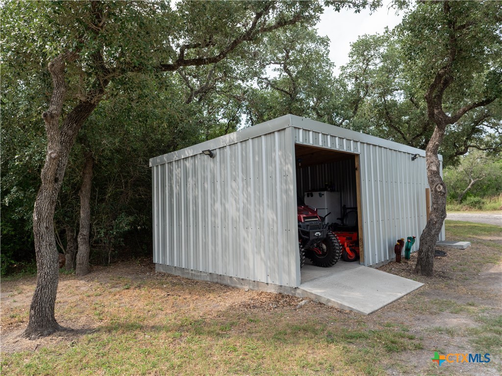 503 Oak Forest Road Property Photo 27