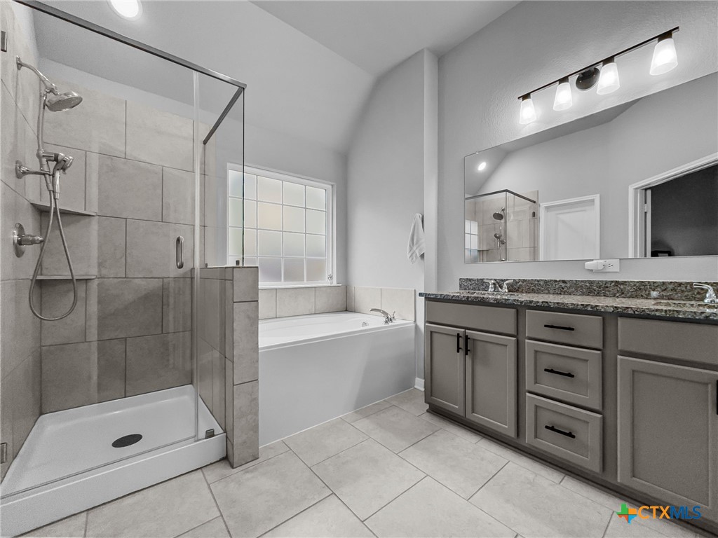 1525 Dryden Avenue Property Photo 2