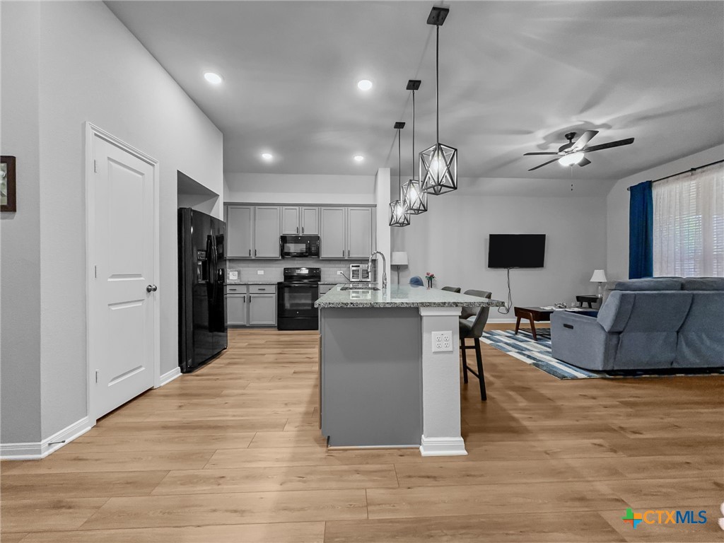 1525 Dryden Avenue Property Photo 9
