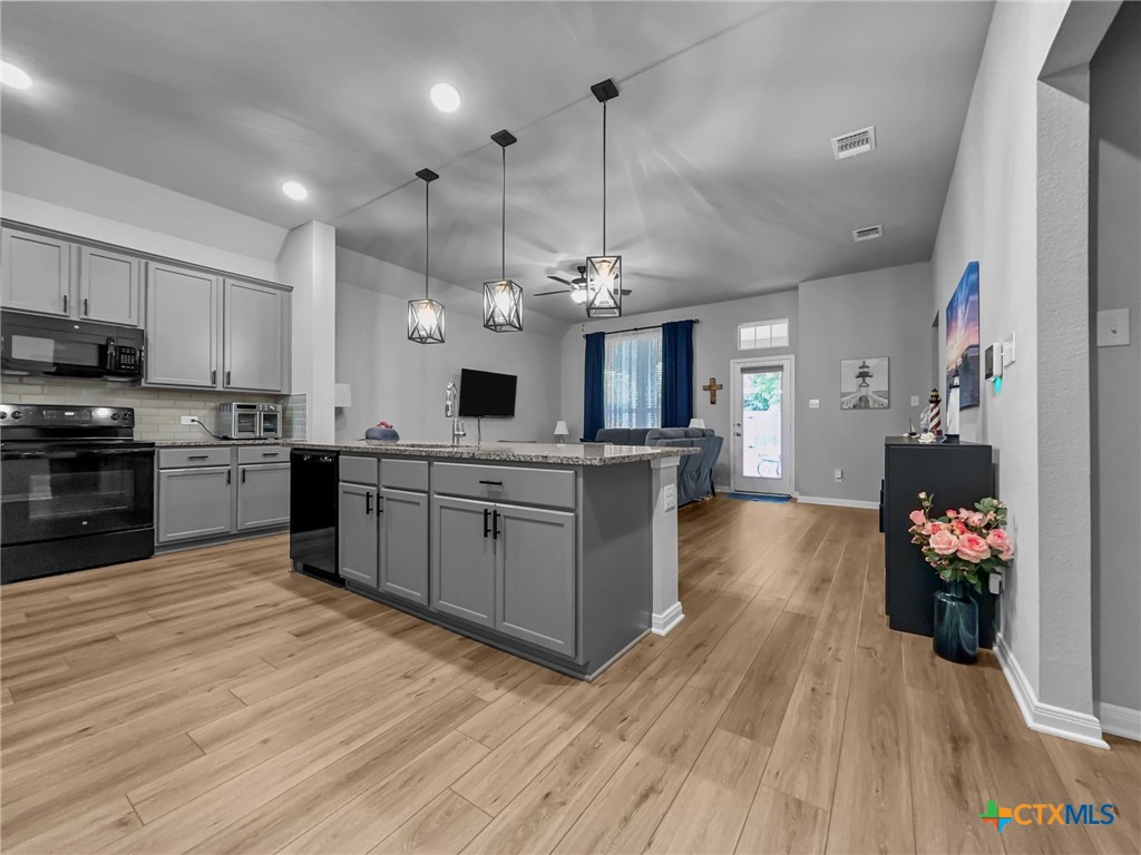 1525 Dryden Avenue Property Photo 15