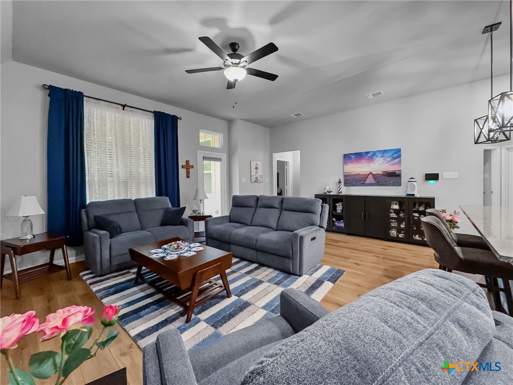 1525 Dryden Avenue Property Photo 17
