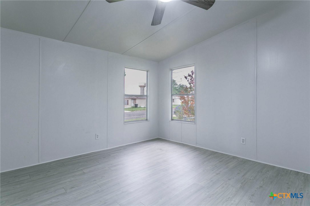 5215 Tiffany Circle Property Photo 16