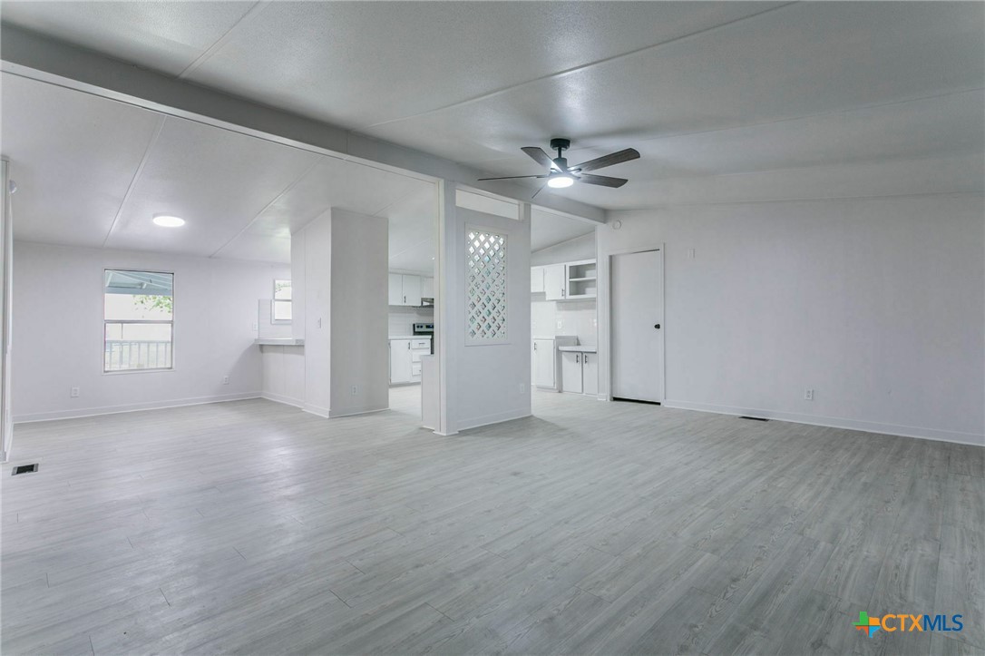 5215 Tiffany Circle Property Photo 22