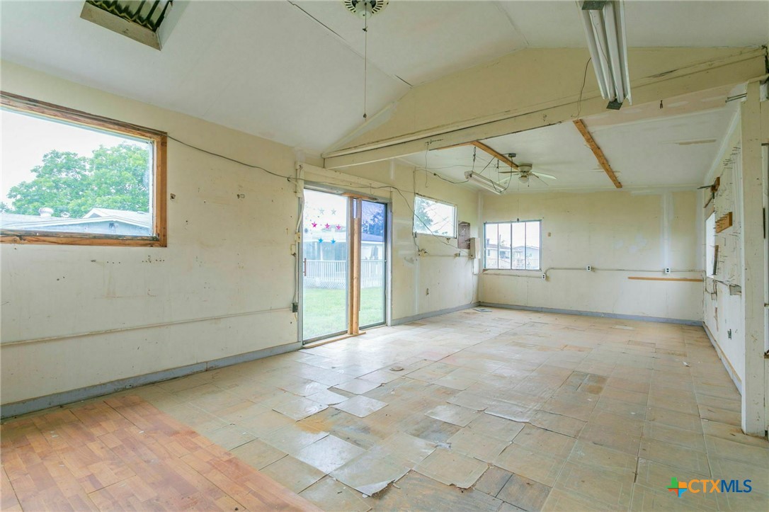 5215 Tiffany Circle Property Photo 28