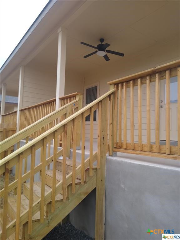 1121 Burek Cross Property Photo 6