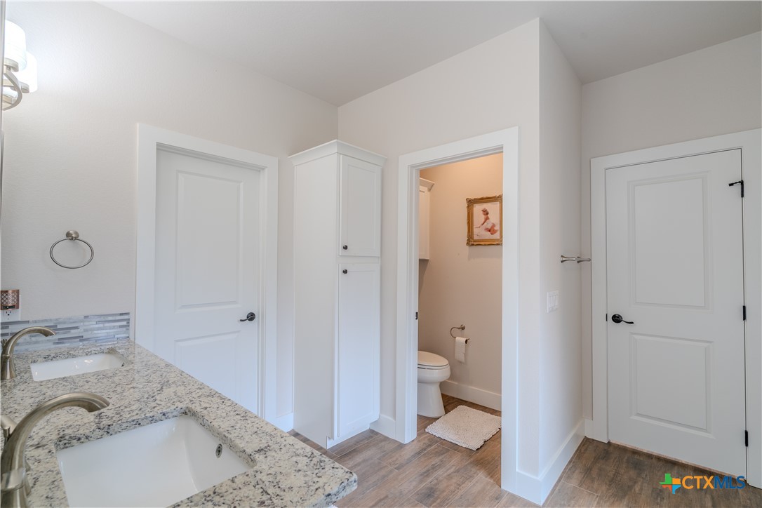 1587 Lakeshore Drive Property Photo 13