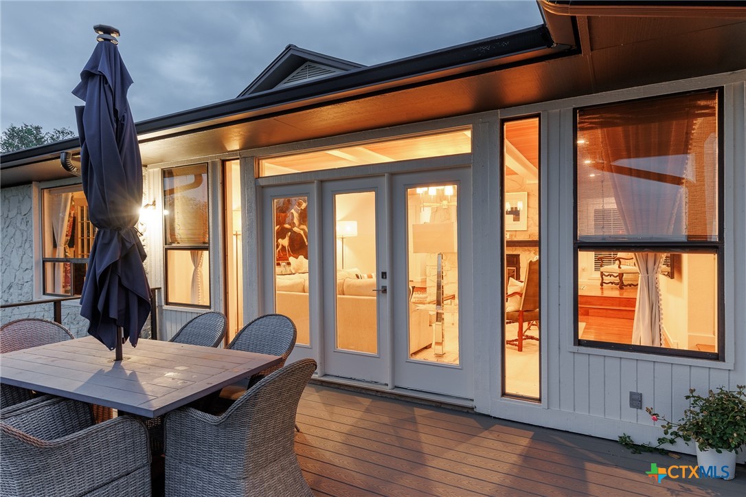 209 Full Moon Property Photo 6