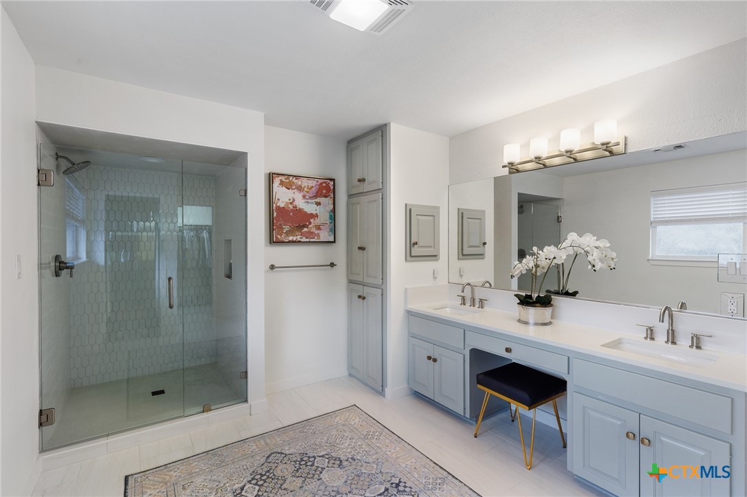209 Full Moon Property Photo 27