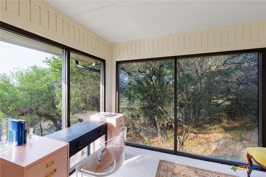 209 Full Moon Property Photo 28