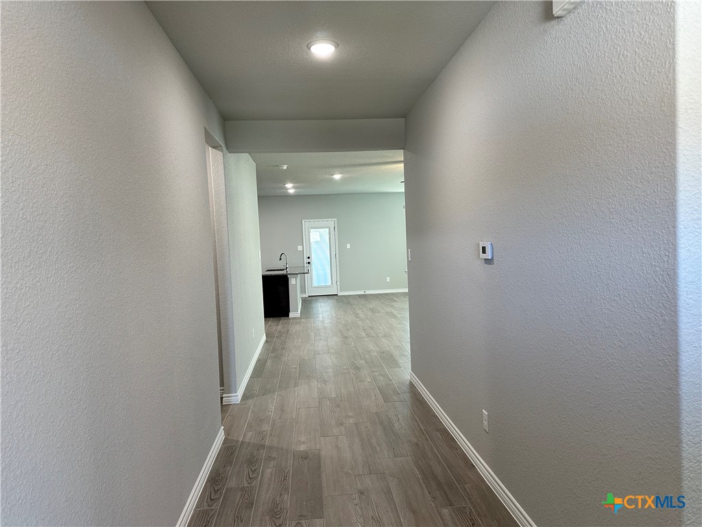 3103 Seeker Street Property Photo 4