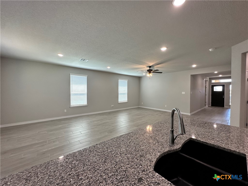 3103 Seeker Street Property Photo 12