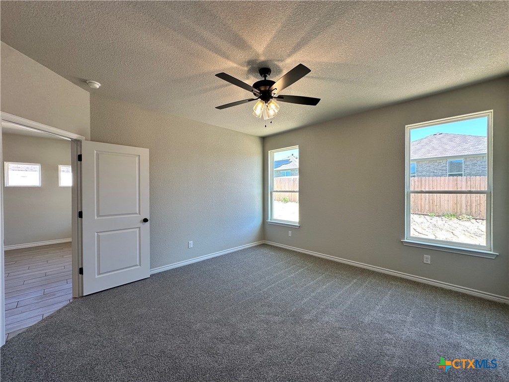 3007 Seeker Street Property Photo 12