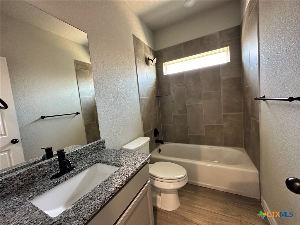 3007 Seeker Street Property Photo 17