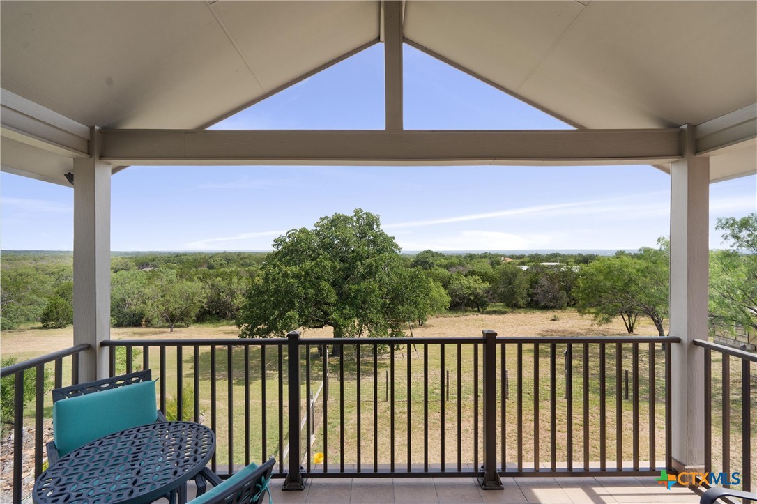 120 Oak Meadow Trail Property Photo 1