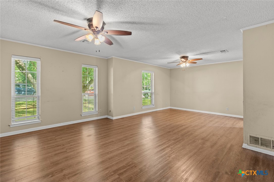 3002 Arrowhead Drive Property Photo 18