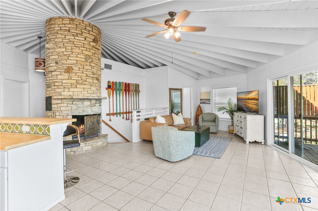 1433 Riviera Drive Property Photo 16
