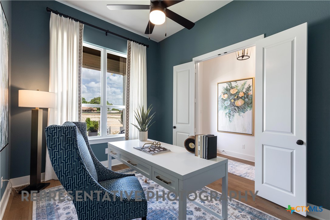 186 Lacey Oak Property Photo 21