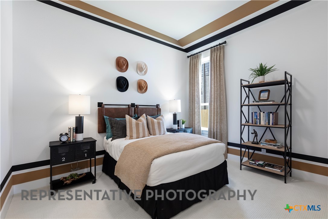 186 Lacey Oak Property Photo 24