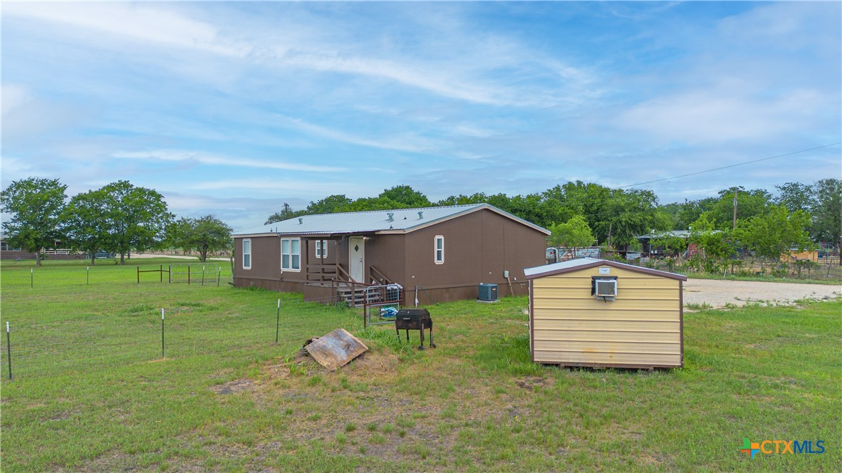 5677 And 5671 Huber Road Property Photo 4