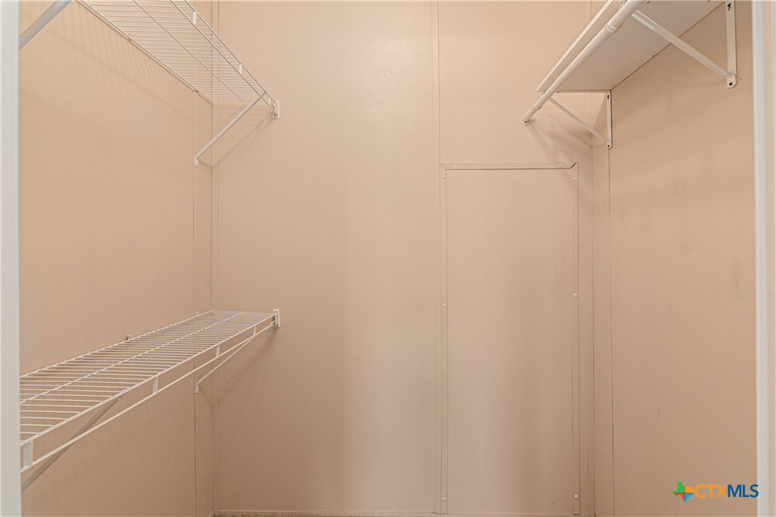 5677 And 5671 Huber Road Property Photo 11