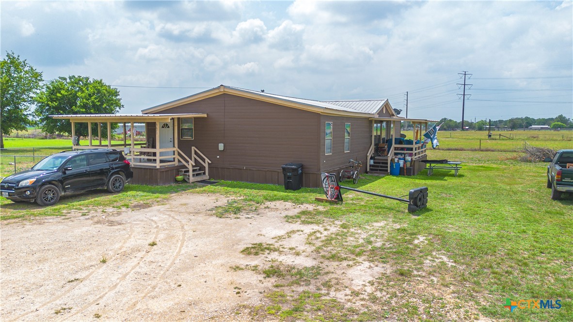 5677 And 5671 Huber Road Property Photo 40