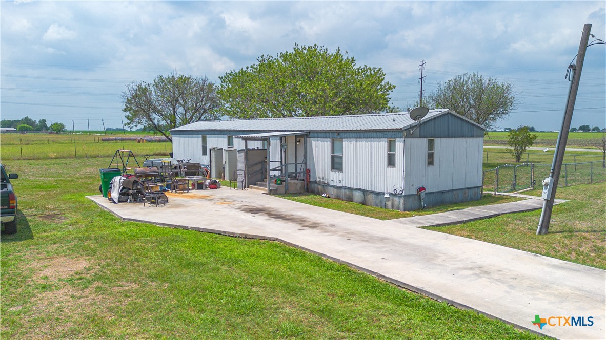 5677 And 5671 Huber Road Property Photo 41