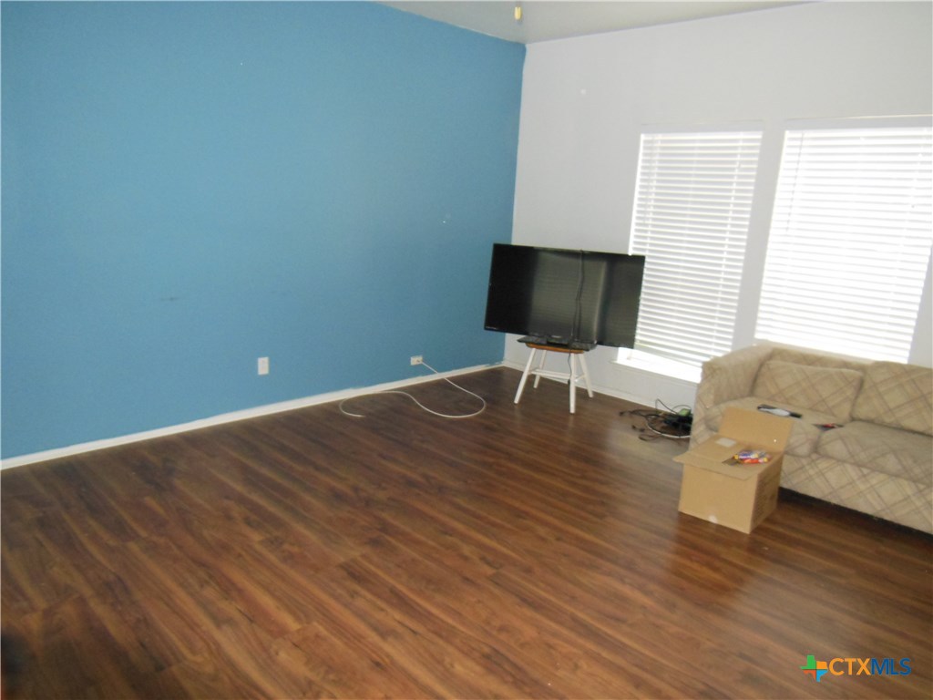 1627 Kuehler 14 Avenue Property Photo 5