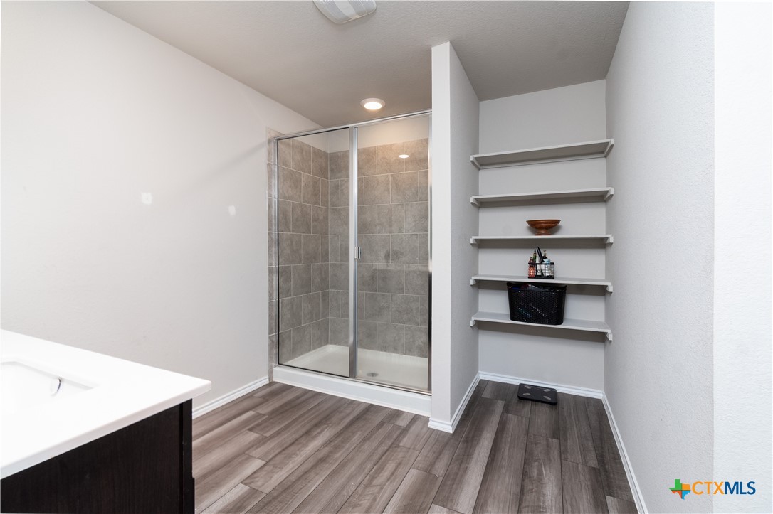 8512 Cantera Ridge Road Property Photo 13