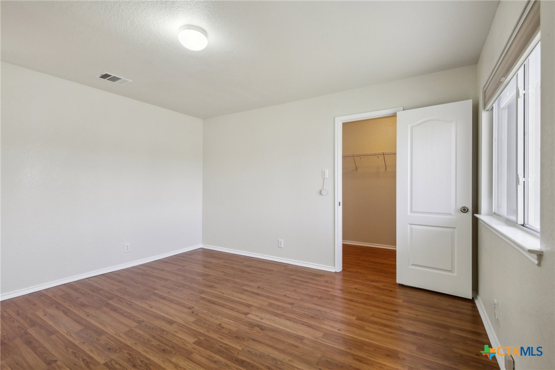 2430 Dove Crossing Drive Property Photo 26