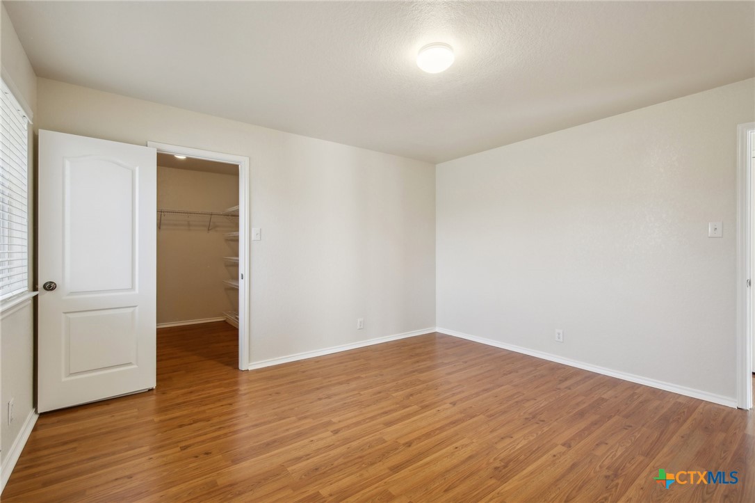 2430 Dove Crossing Drive Property Photo 28