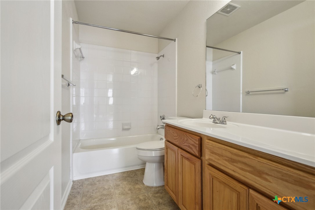 2430 Dove Crossing Drive Property Photo 29