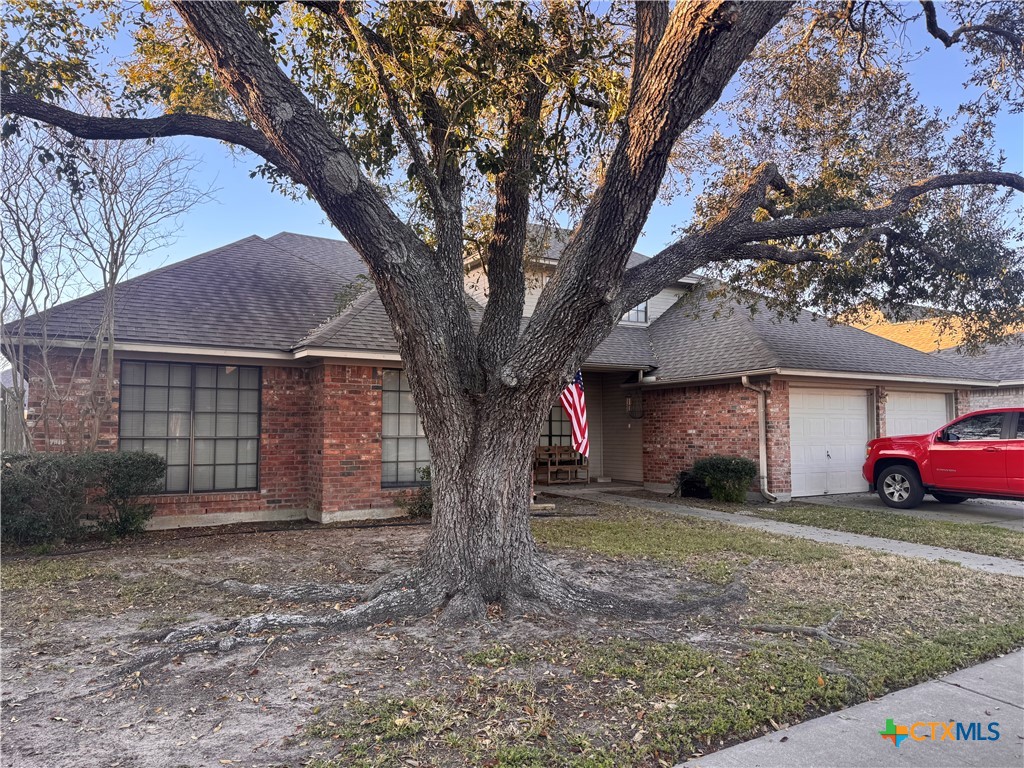 304 Dunbar Drive Property Photo 1