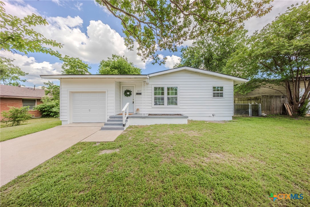 2613 Goliad Street Property Photo 1