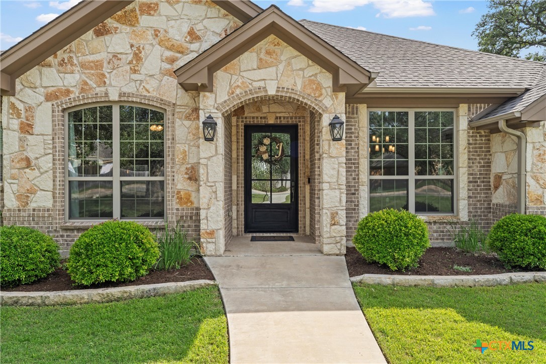 6 Salta Court Property Photo 6