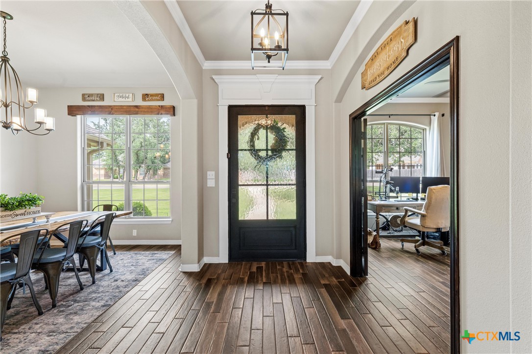 6 Salta Court Property Photo 8