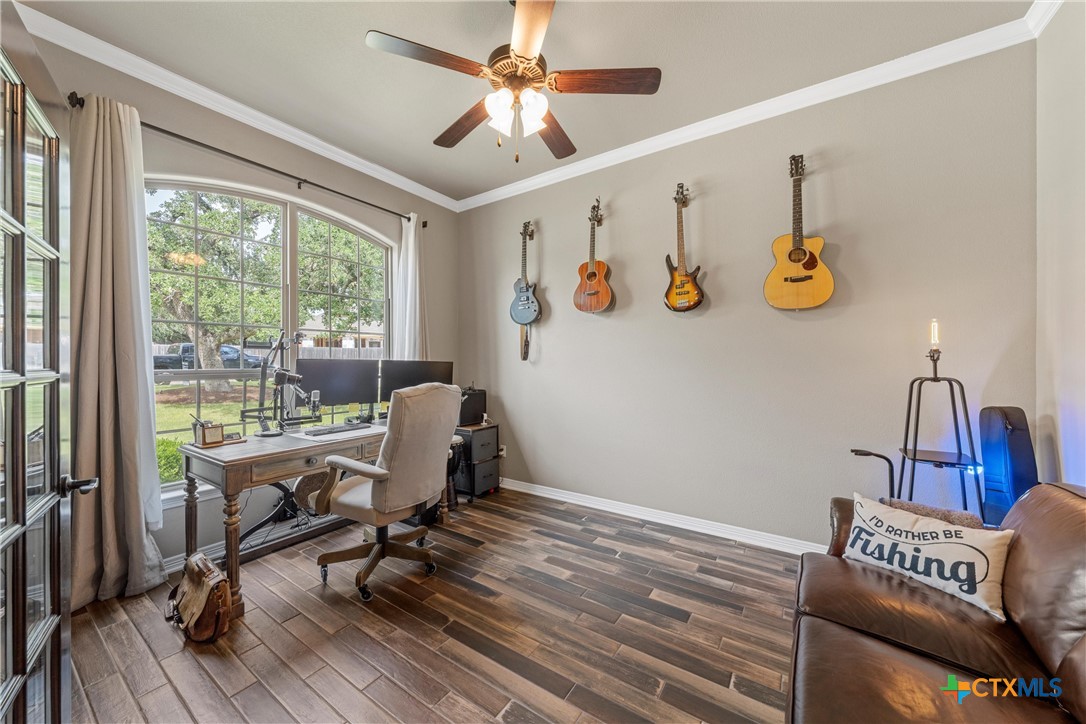 6 Salta Court Property Photo 11