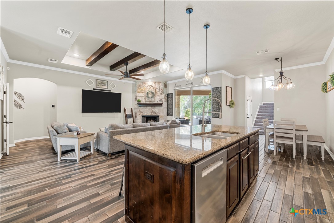 6 Salta Court Property Photo 16