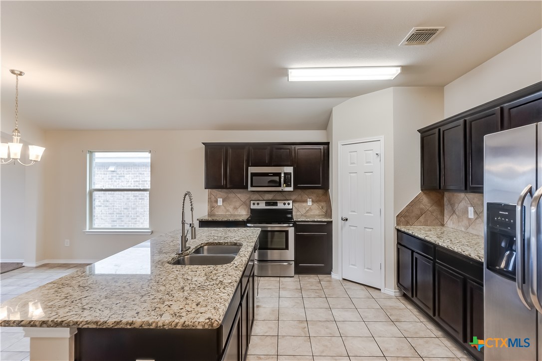 5402 Waterbank Lane Property Photo 10