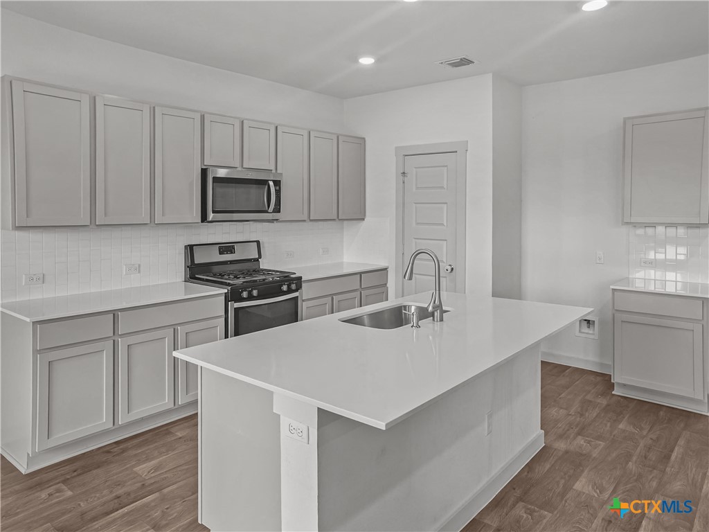 125 Big Sandy Creek Drive Property Photo 11