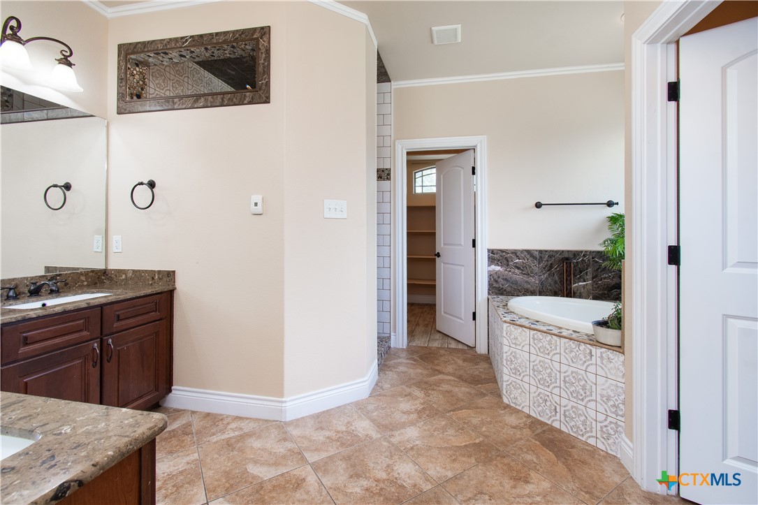 4360 Flint Oak Drive Property Photo 33