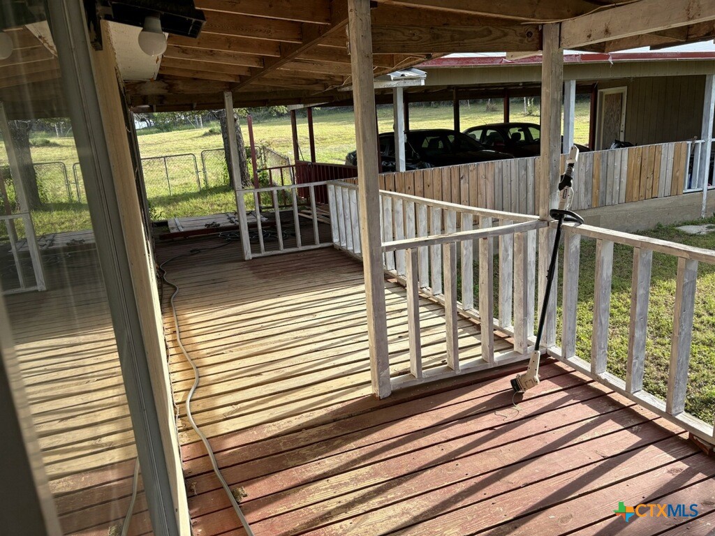 471 King Ranch Road Property Photo 17