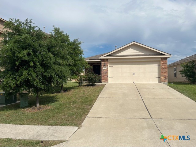 1421 Breanna Lane Property Photo 1