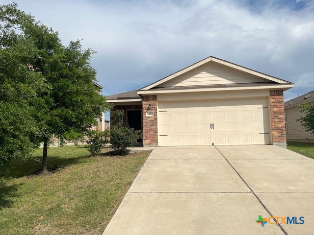 1421 Breanna Lane Property Photo 2