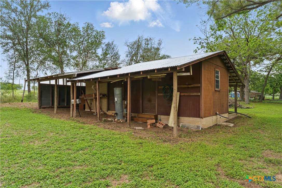 280 Wildflower Lane Property Photo 5