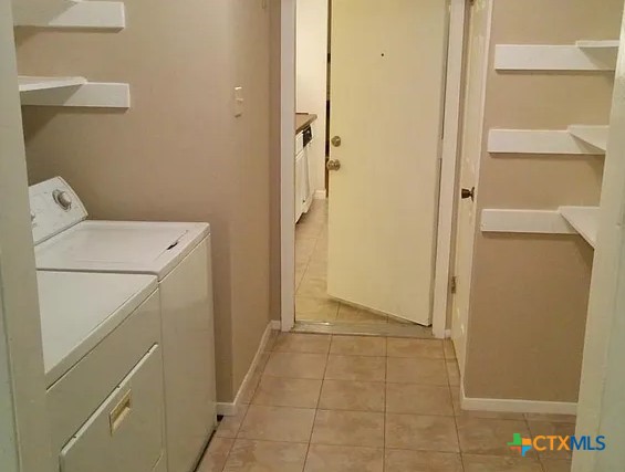 1220 Westway Circle Property Photo 5