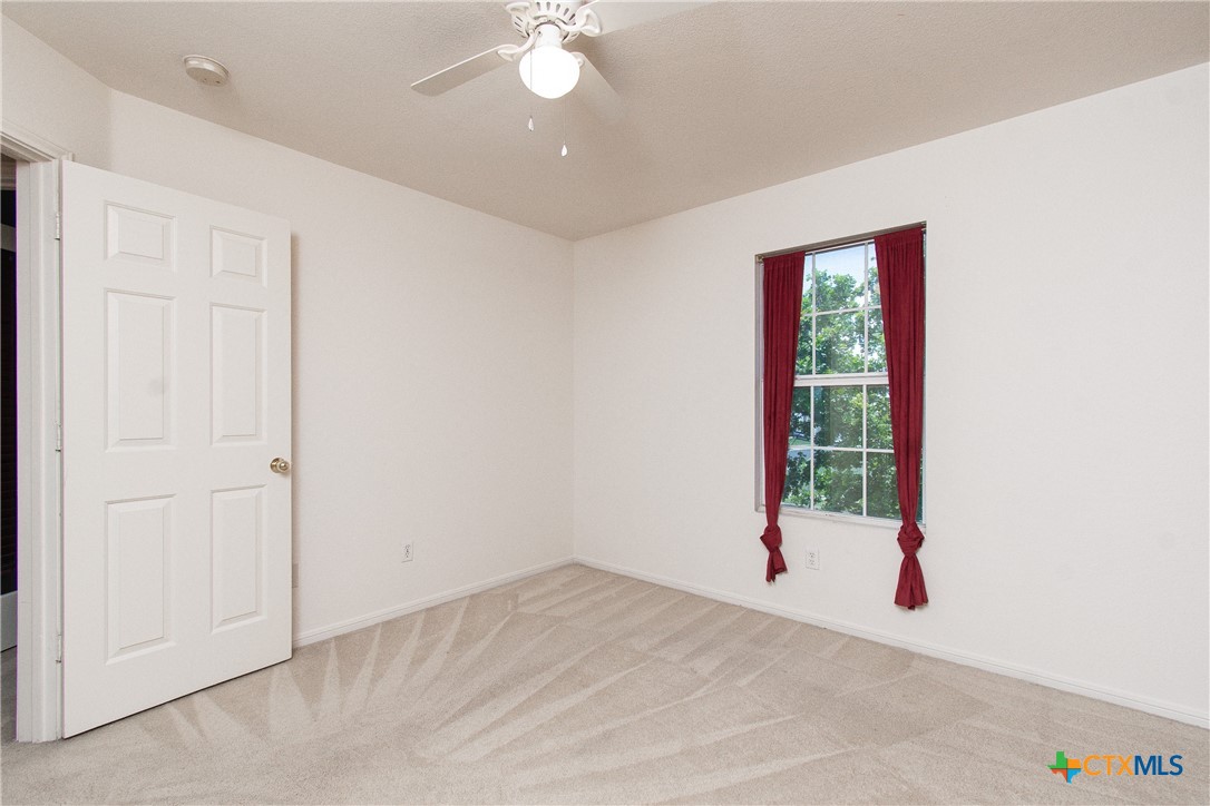 2409 Eppinette Drive Property Photo 17